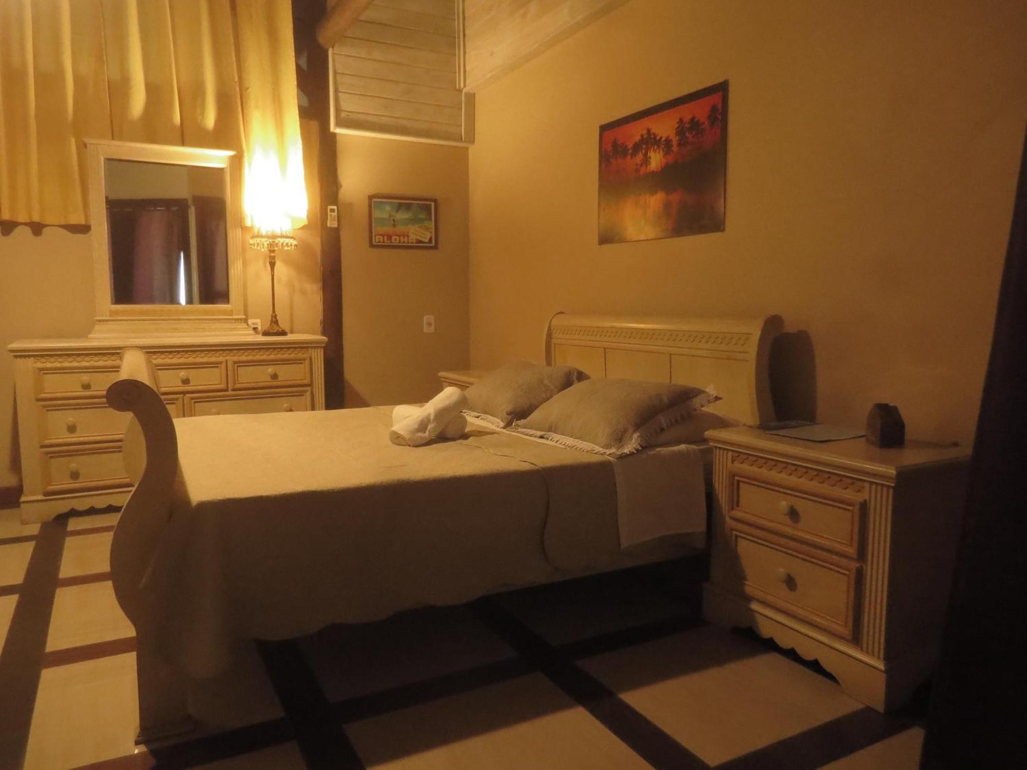 Pousada Aloha Beach House Praia do Rosa Δωμάτιο φωτογραφία